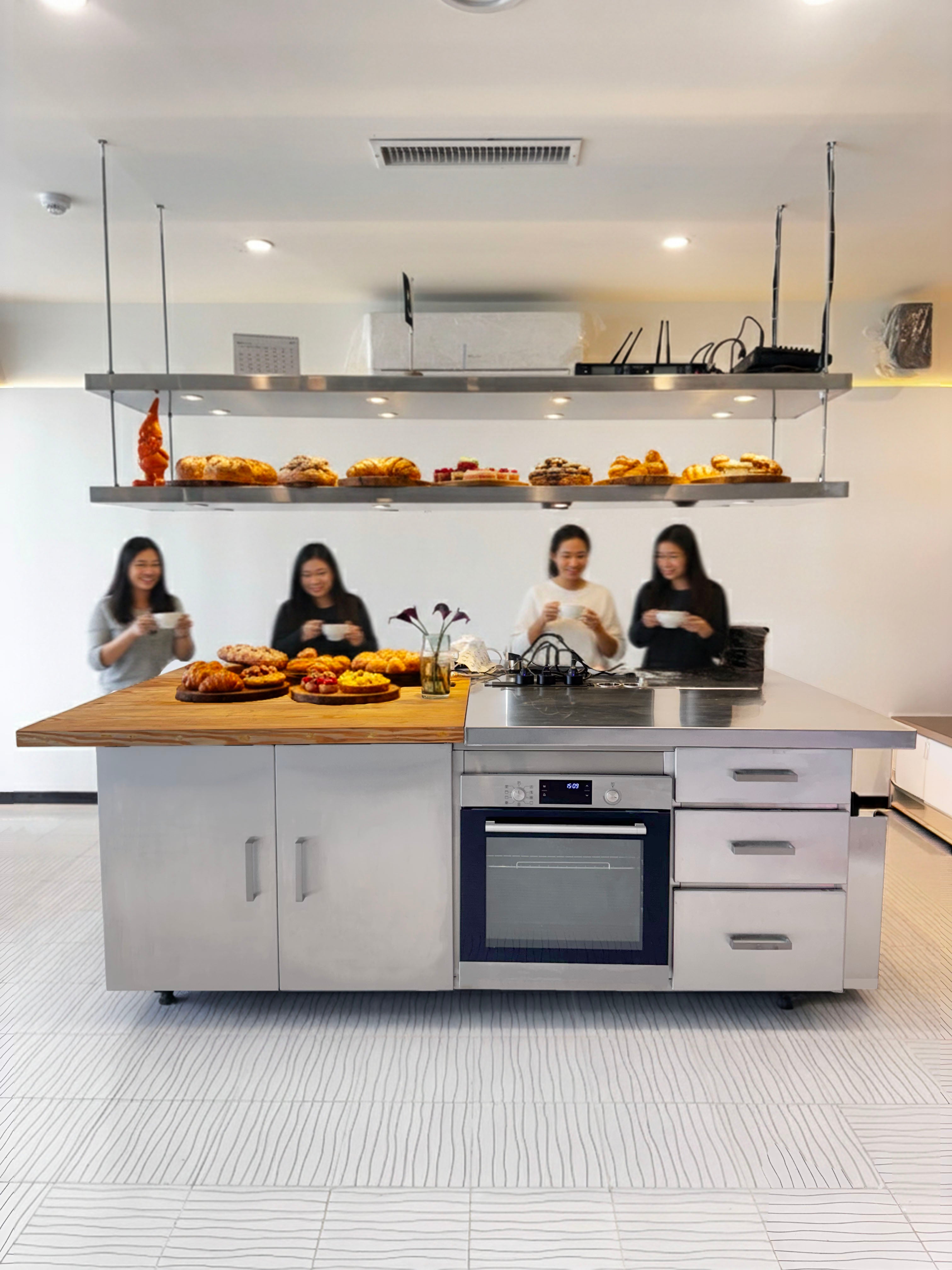 Modern commercial artisan baking station